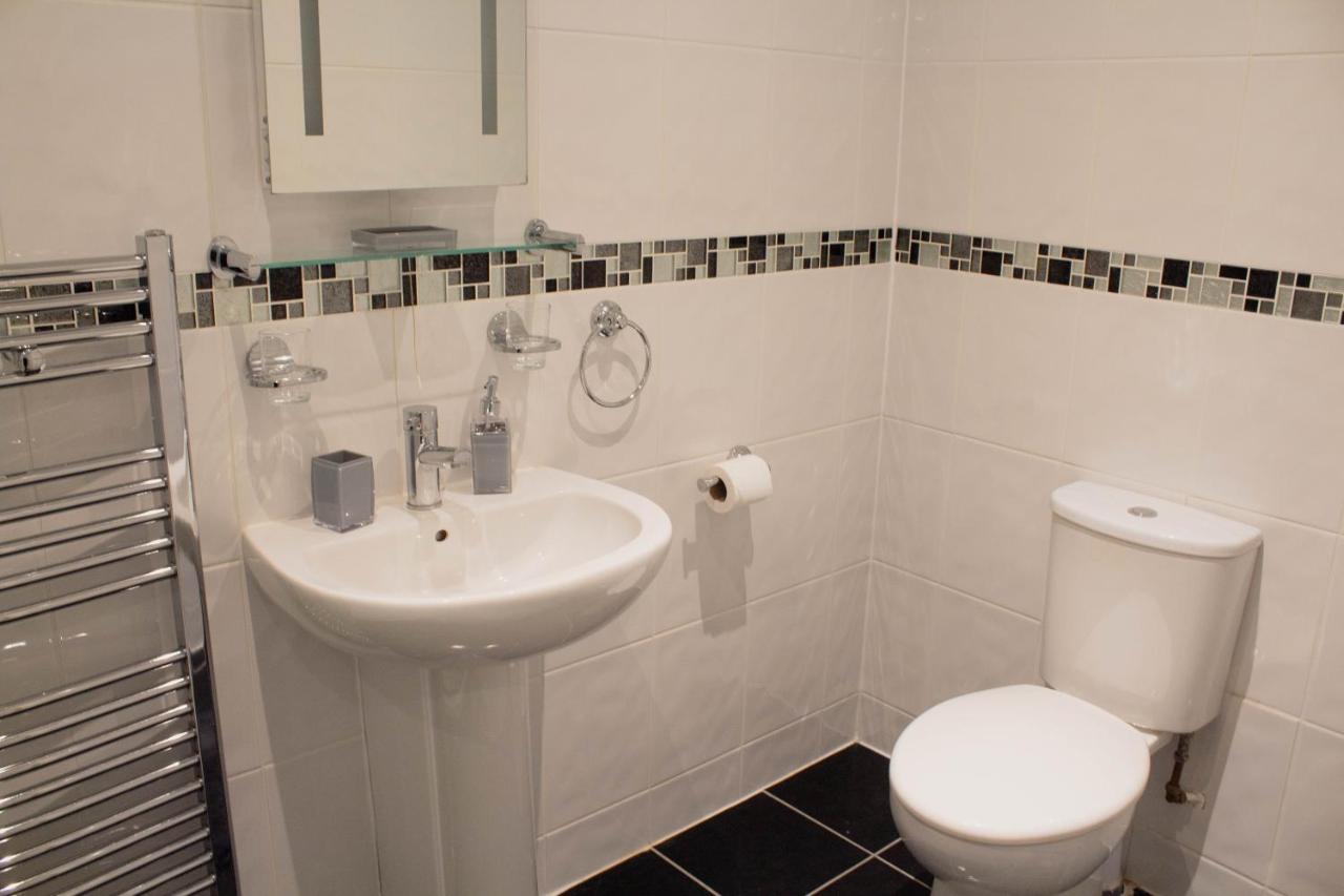 קירקאלדי Forth Apartments מראה חיצוני תמונה