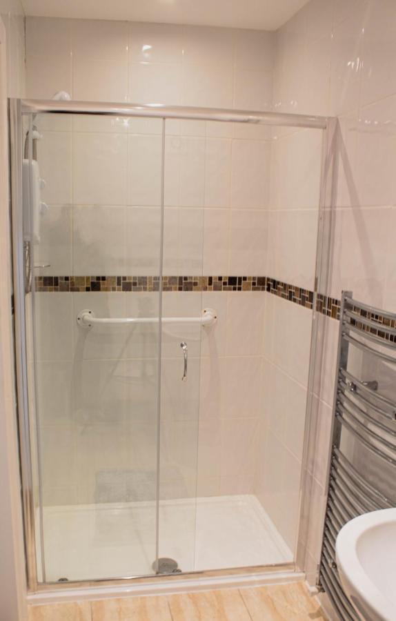 קירקאלדי Forth Apartments מראה חיצוני תמונה