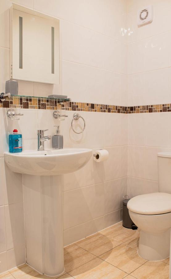 קירקאלדי Forth Apartments מראה חיצוני תמונה